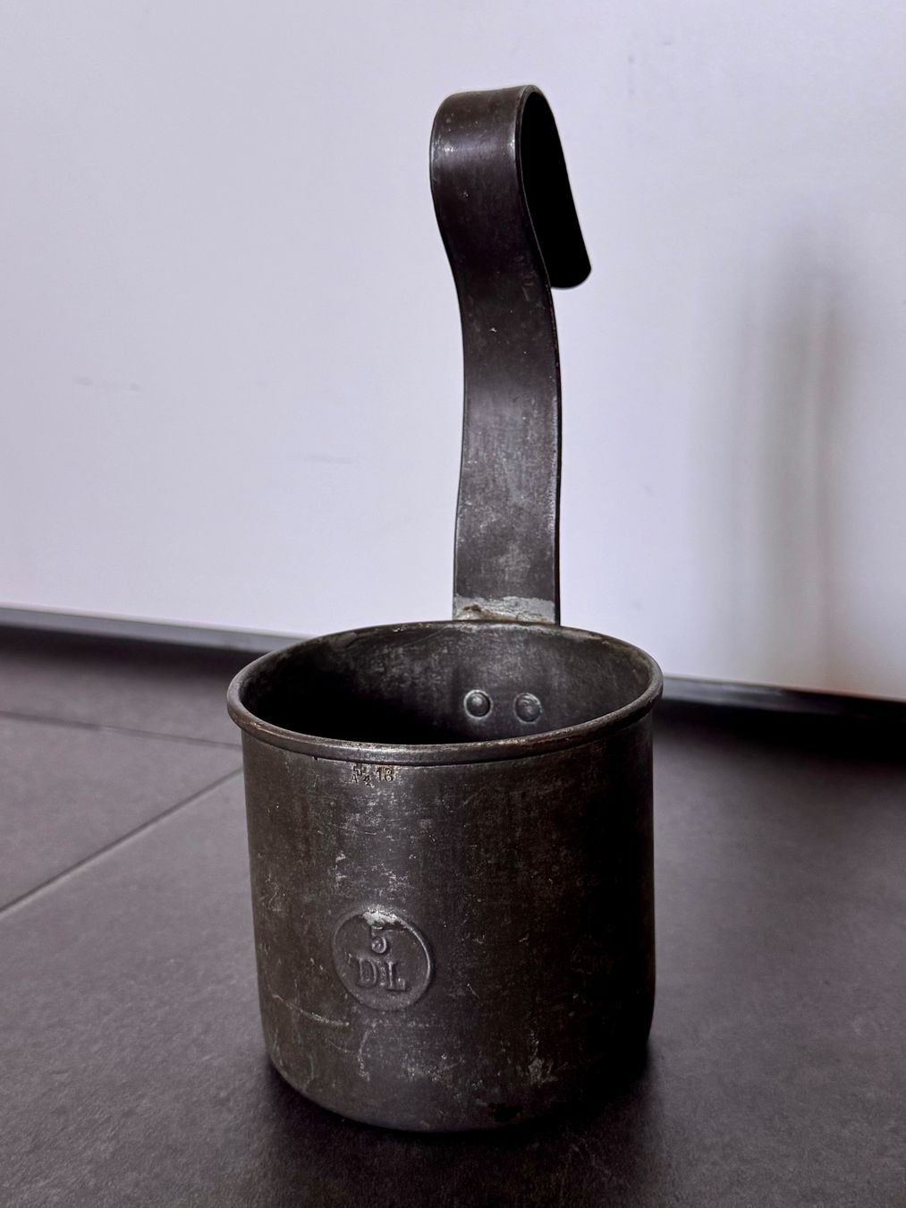 Elettrodomestici da cucina: Antiker Milchschöpfer 5 dl Messbecher Milchmass – Usato da Rothrist venduto da Fondgruebe 8