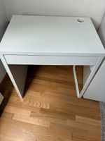 Schreibtisch Micke