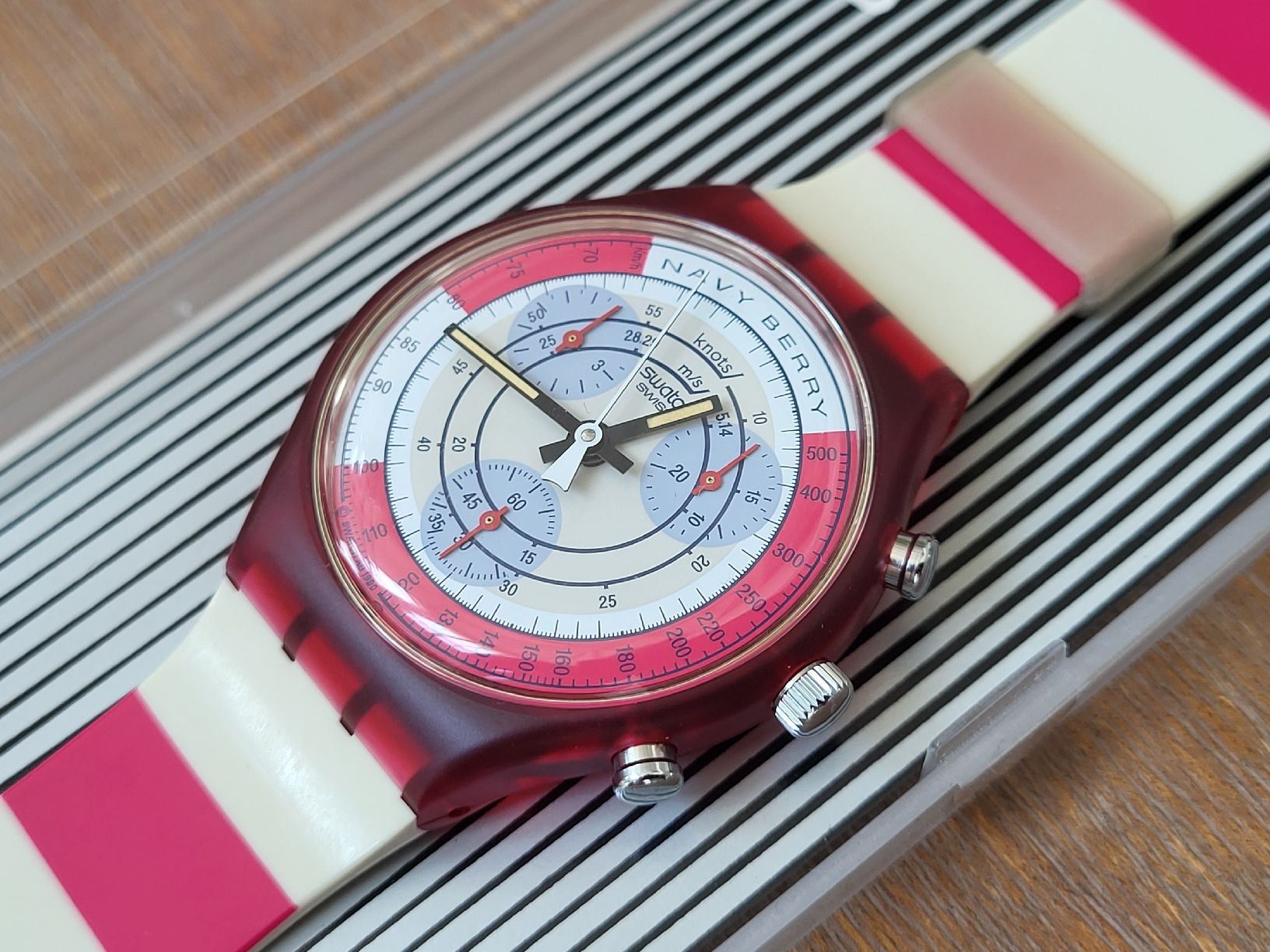 Swatch Uhren: SWATCH CHRONO SCR100 NAVY BERRY NEU – Neu und originalverpackt aus Lommiswil von Fridu_C