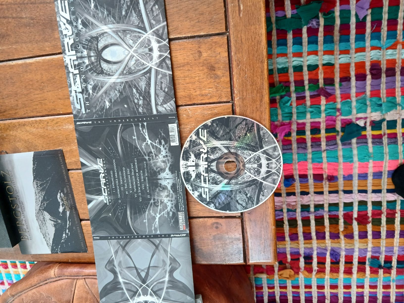 CD: scarve - the under...(digi) – Usato da St-Cergue venduto da VeganWarrior