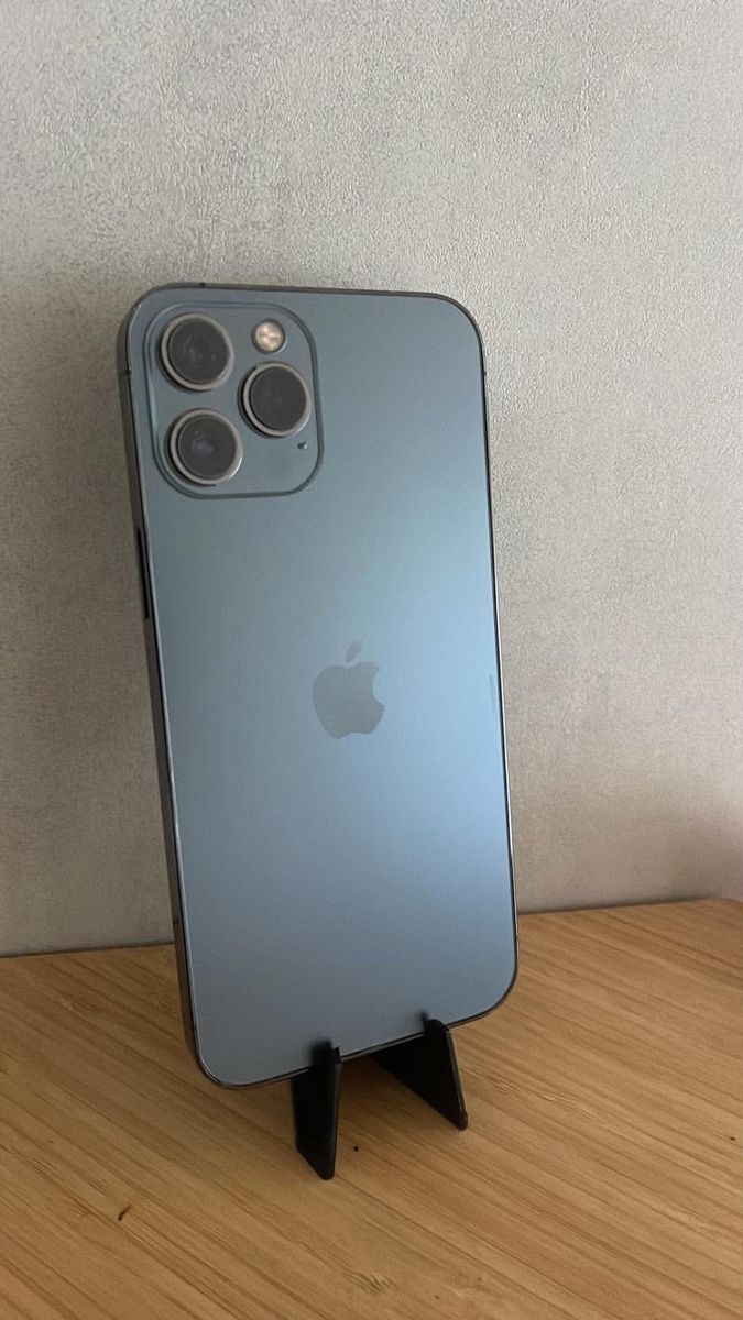 Apple Handys / Smartphones: IPhone 12 Pro Max 128gb – Gebraucht aus Biel/Bienne von Pro.max