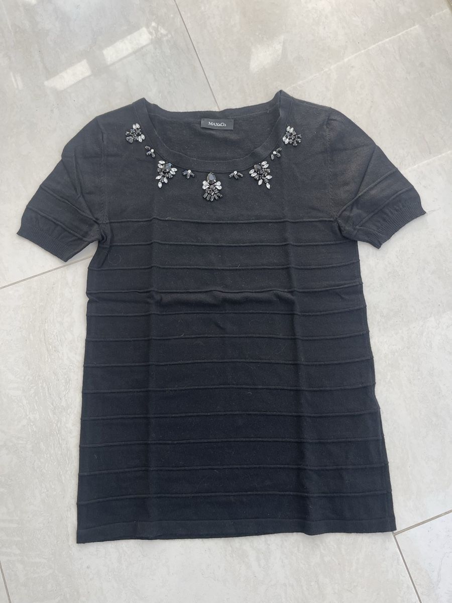 Max Mara Pullover & Sweatshirts: MAX&Co. Strickpullover schwarz mit Steinen Grösse L – Gebraucht aus Weisslingen von Spiegelbild0