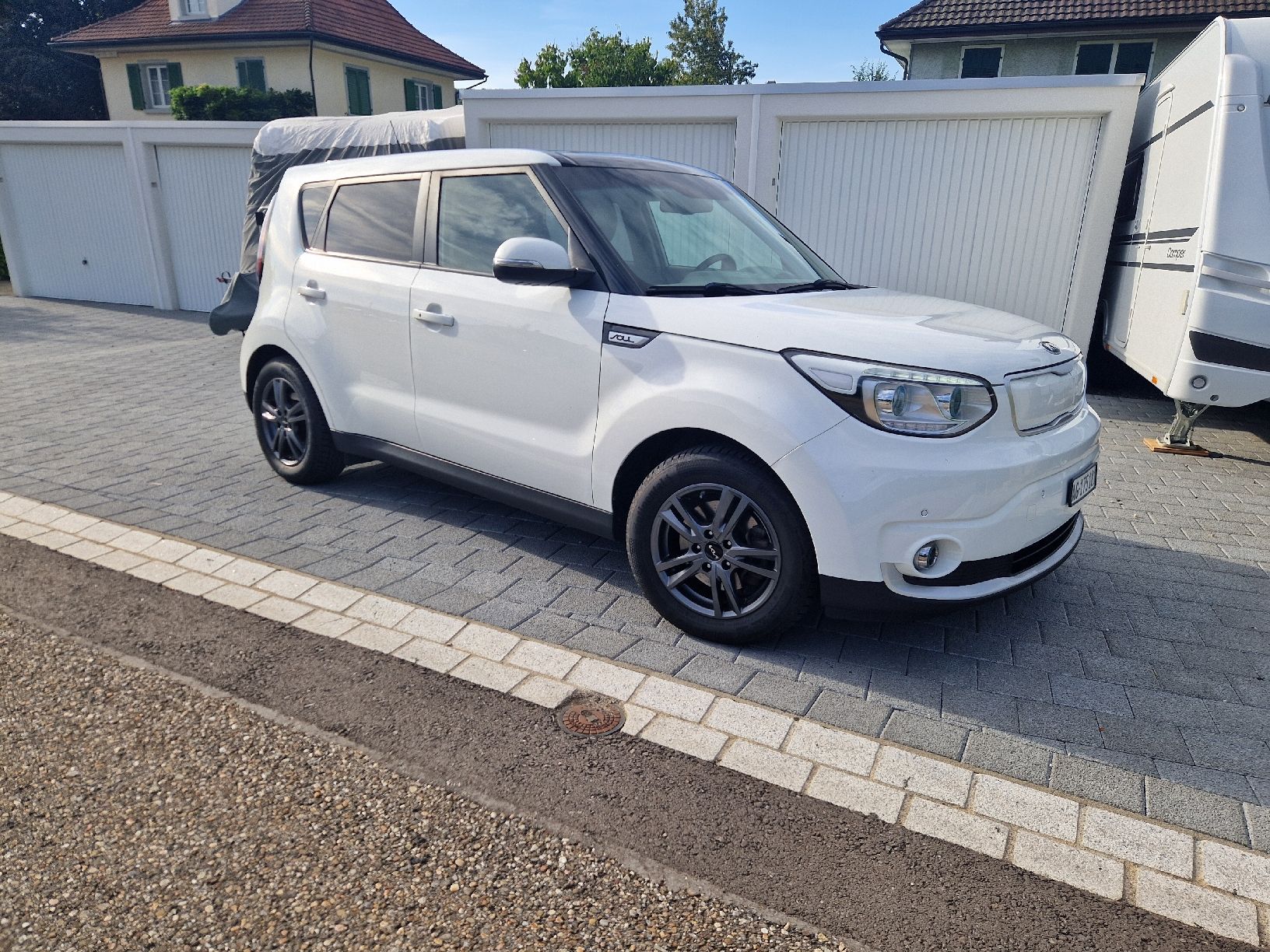 Kia Automobili: Kia Soul EV Style - NEUE BATTERIE – Usato da Zofingen venduto da Migiskau