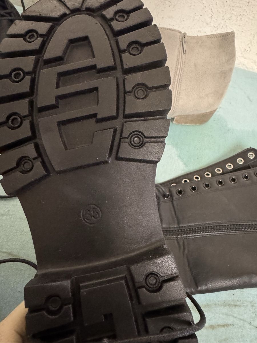 Scarpe da donna: Verschiedene Schuhe Nr 70 – Usato da Effretikon venduto da Effi0111 5
