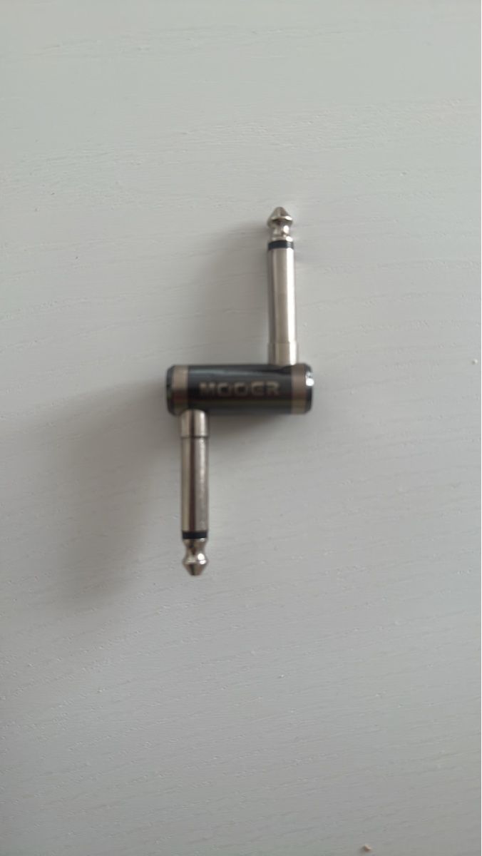 Strumenti musicali: Mooer Right Angle 1/4 Inch Guitar Effects Pedal Coupler – Usato da Biel/Bienne venduto da rom_9tzb