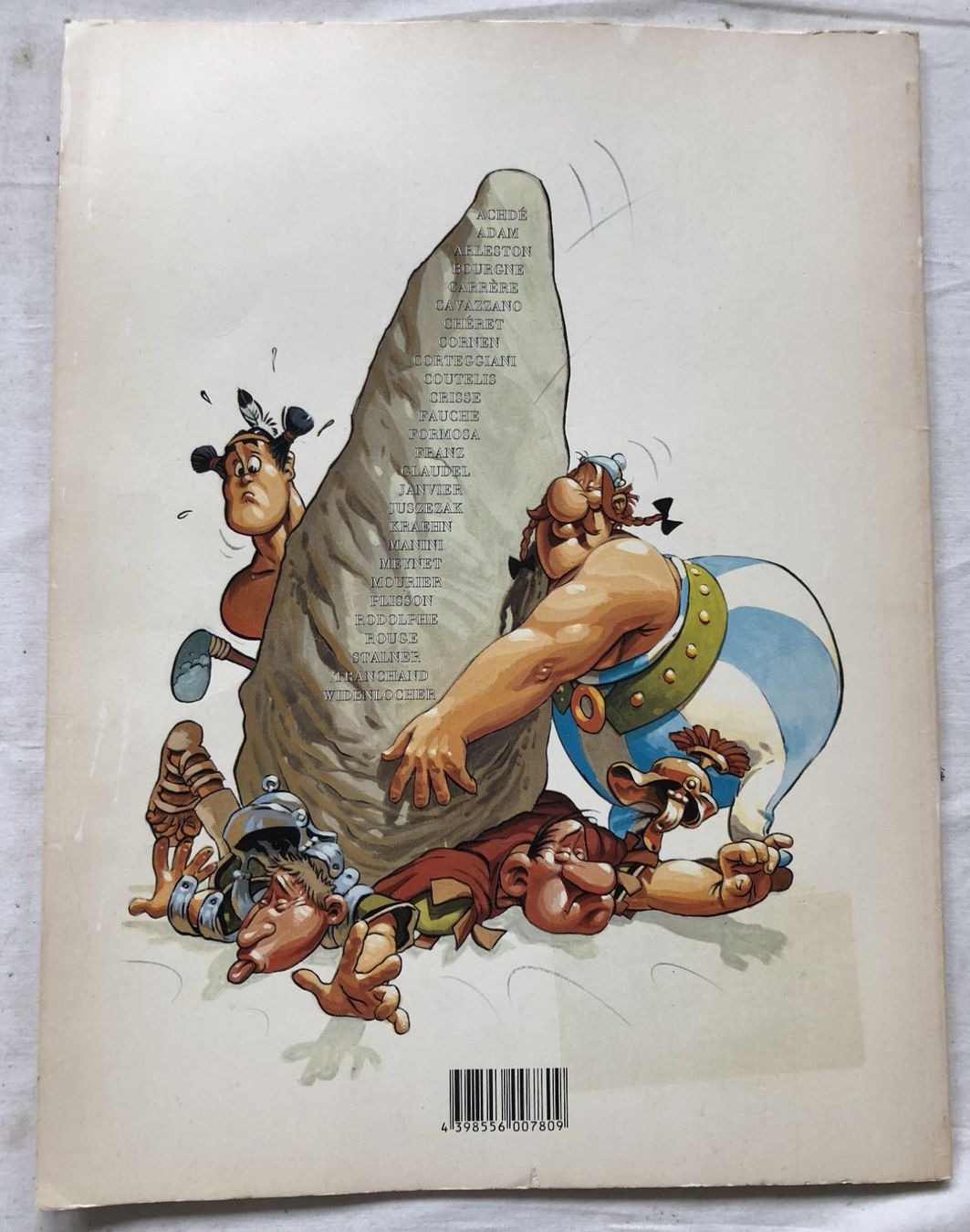 Fumetti: UDERZO - Von seinen Freunden gezeichnet – Usato da Schaffhausen venduto da durruti 6
