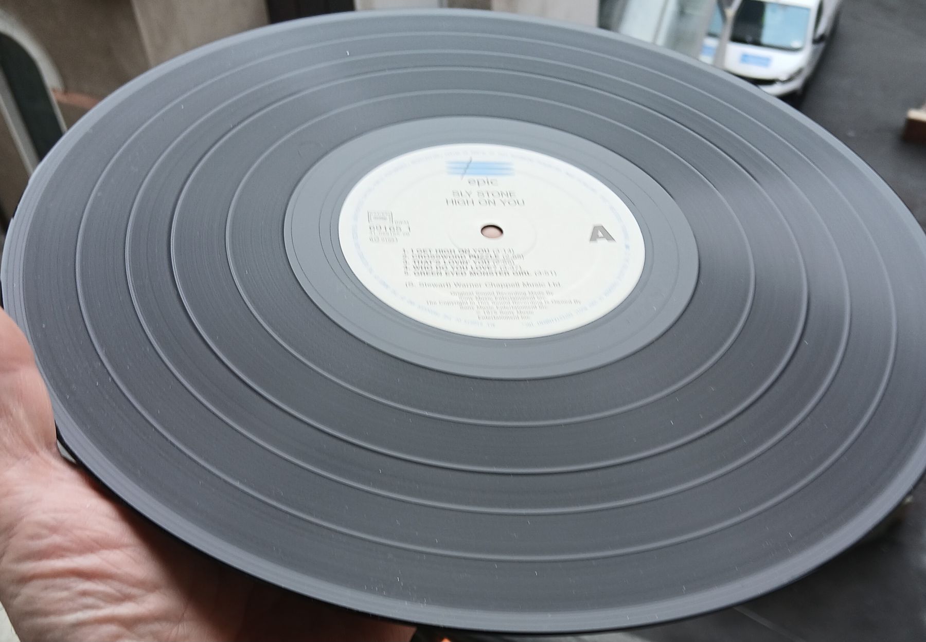 Dischi in vinile: Sly Stone - high on you – Nuovo (secondo la descrizione) da Lausanne venduto da Soulbrother 5