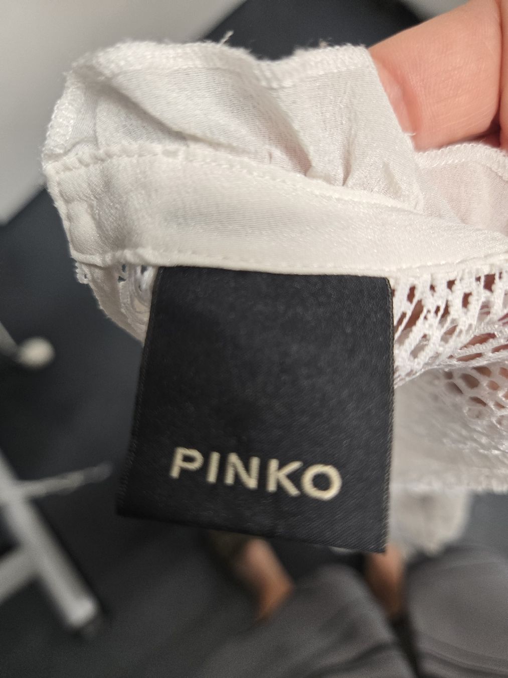 Pinko Camicette: PINKO Bluse Weiss/Creme Spitzenbluse, Seidenbluse – Usato da Gutenswil venduto da Spomi 4
