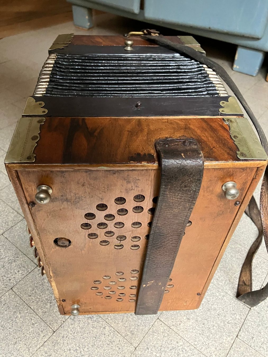 Instruments de musique: Akkordeon antik, Hercule Pingeon&Haldimann – Défectueux à Zürich par rog_cnd8 2
