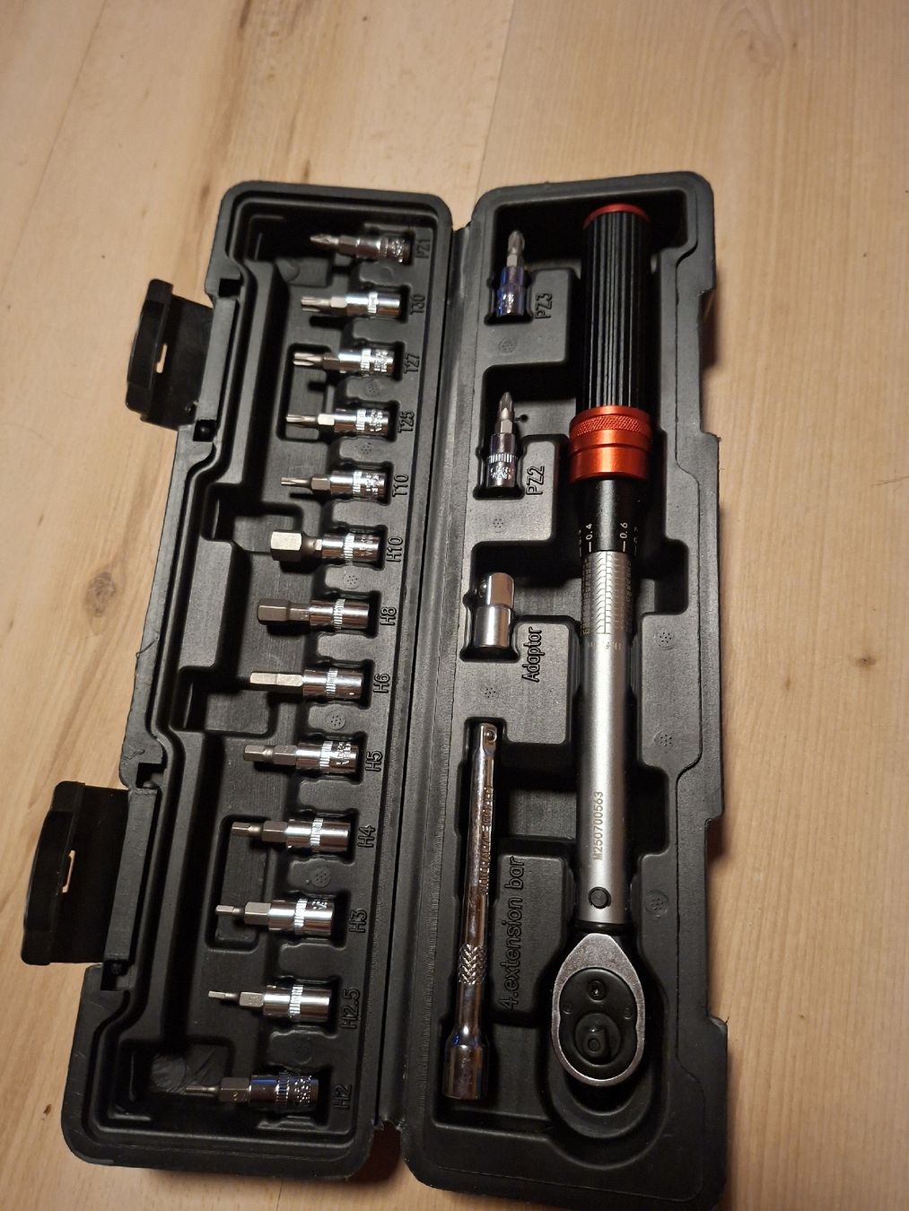 Alle Werkzeuge: Fahrradreparaturset – Neu und originalverpackt aus Wolfhalden von goovy