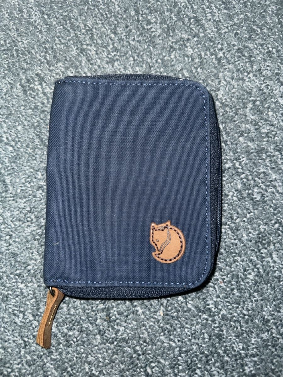Fjällräven Portafogli: Fjällräven Geldbörse neu – Nuovo (secondo la descrizione) da Baltschieder venduto da YmroBe