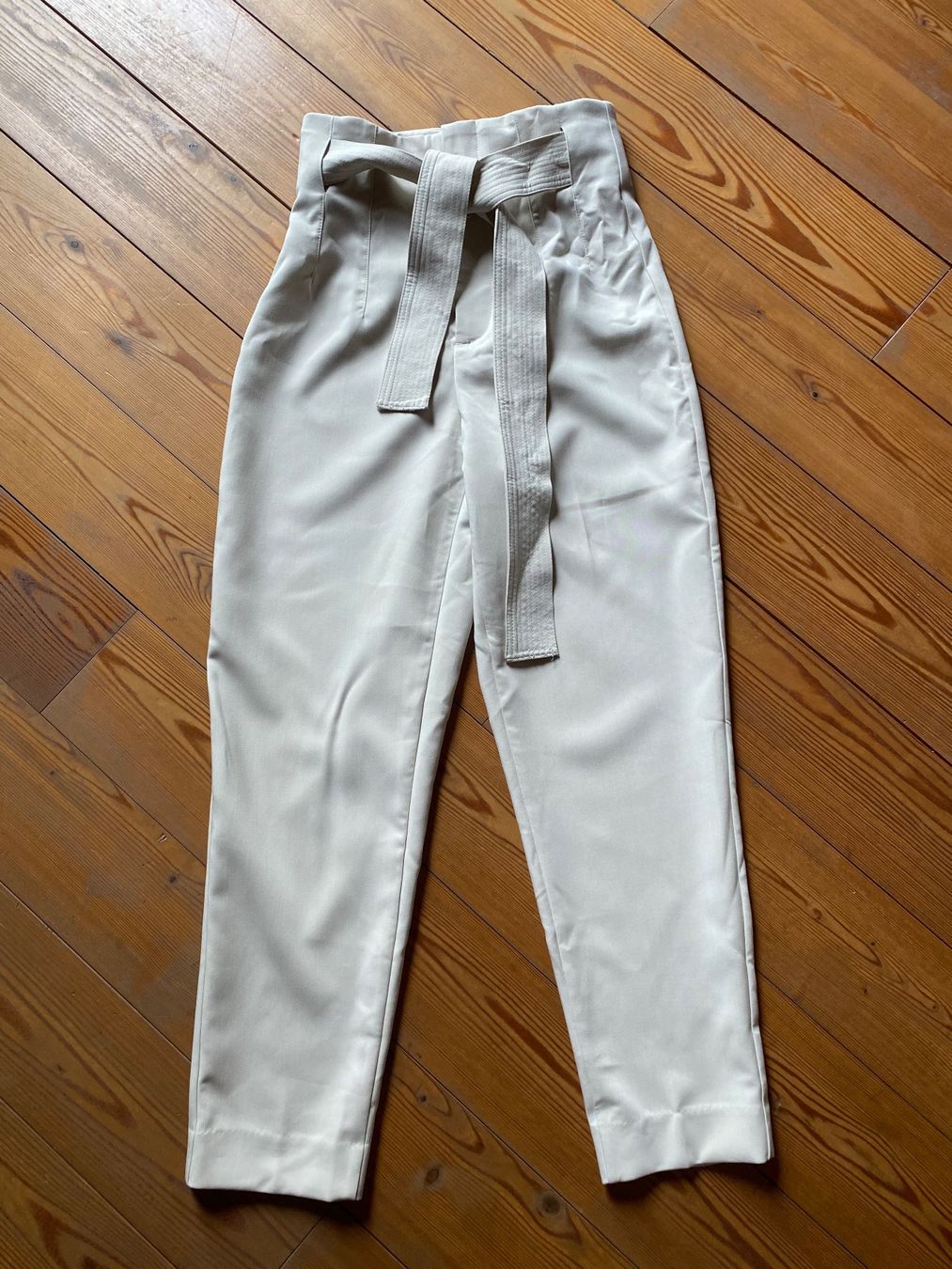 Zara Pantaloni: Stoffhose Zara – Nuovo (secondo la descrizione) da Grindel venduto da tsc_hb9b