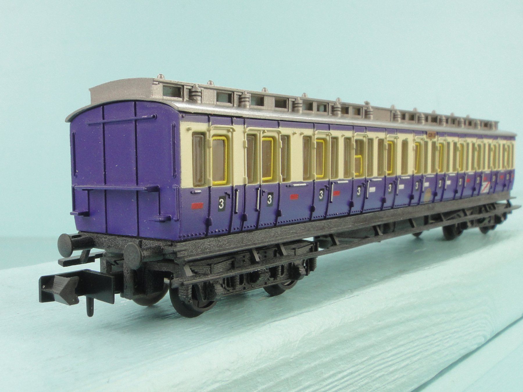 Arnold Modelleisenbahnen: Arnold 3395 Spur N Abteilwagen 3 Kl. – Gebraucht aus Bülach von Albitrain 3