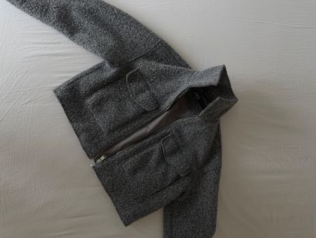 Trendige Zara Bouclé Jacke, Grau, Grösse M - Top Zustand!