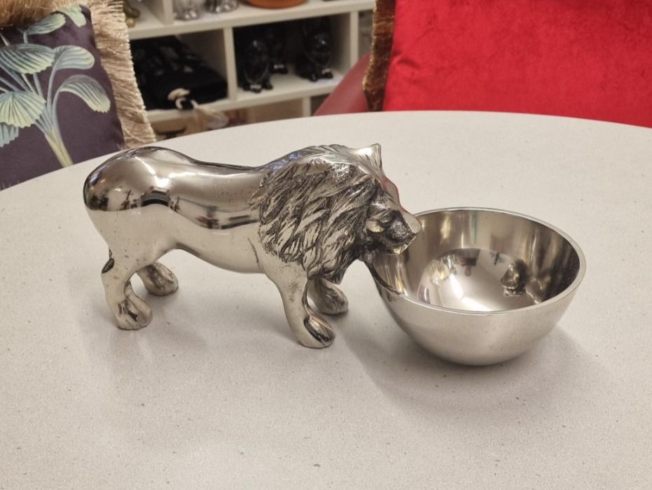 Ciotole: Schale / Schüssel Löwe aus Aluminium – Nuovo e nell'imballaggio originale da Schaffhausen venduto da AtelierPudesco 1