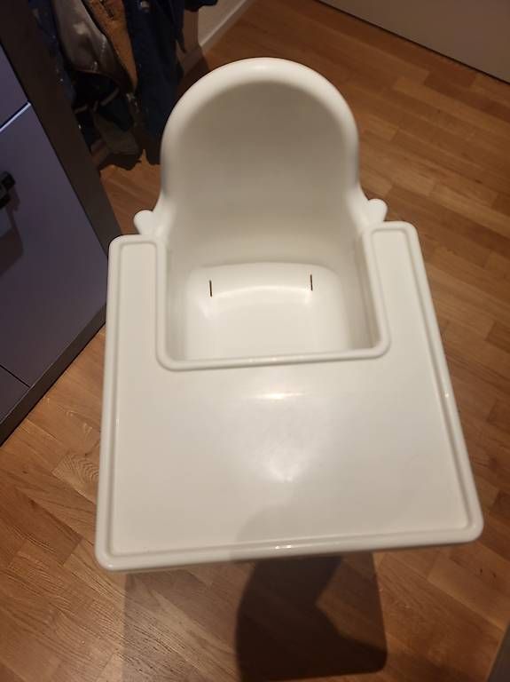 Seggioloni: IKEA ANTILOP Kinderhochstuhl mit Tablett - weiss – Usato da Möhlin venduto da dom_v96n 1