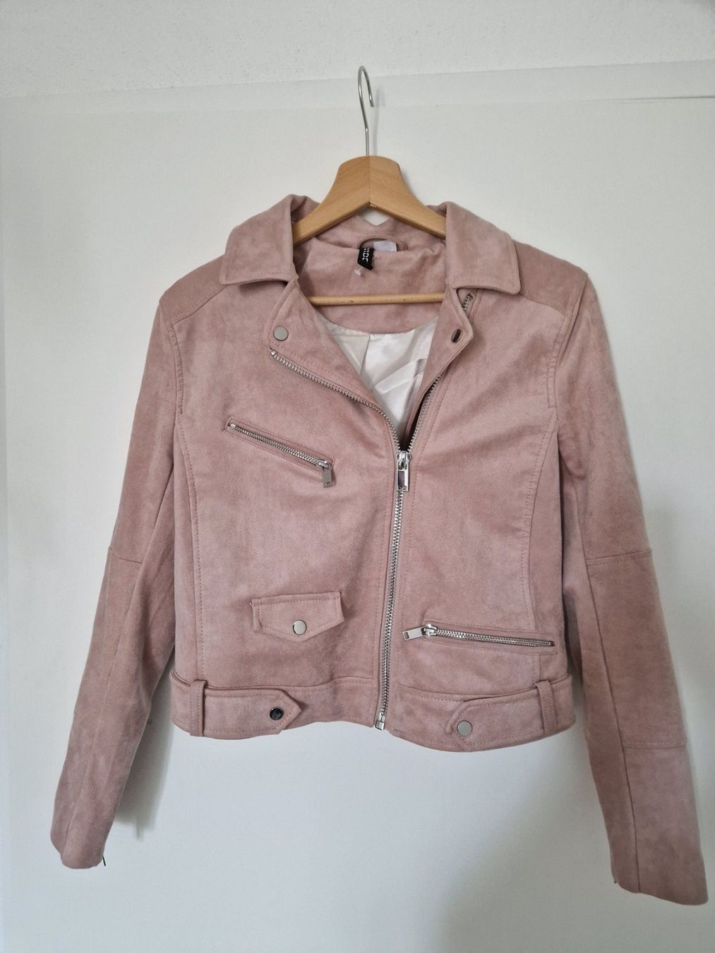 H&M Giacche: puderrosa Jacke – Usato da Kloten venduto da kst_j6vw