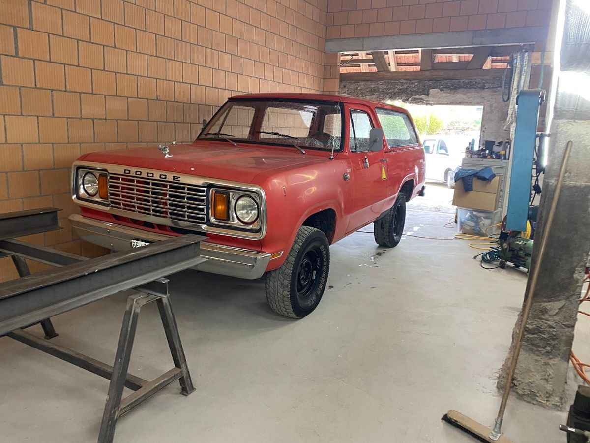 Dodge Automobili: Dodge Ram Charger Oldtimer – Usato da Seewil venduto da zorro72 1