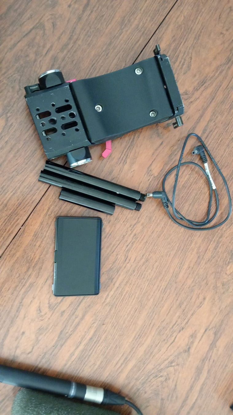 Panasonic Videocamere: PANASONIC EVA1 Cinema (5.7 K)–Kit complet (DERNIÈRE CHANCE) – Usato da bösingen venduto da Bfigaro 7
