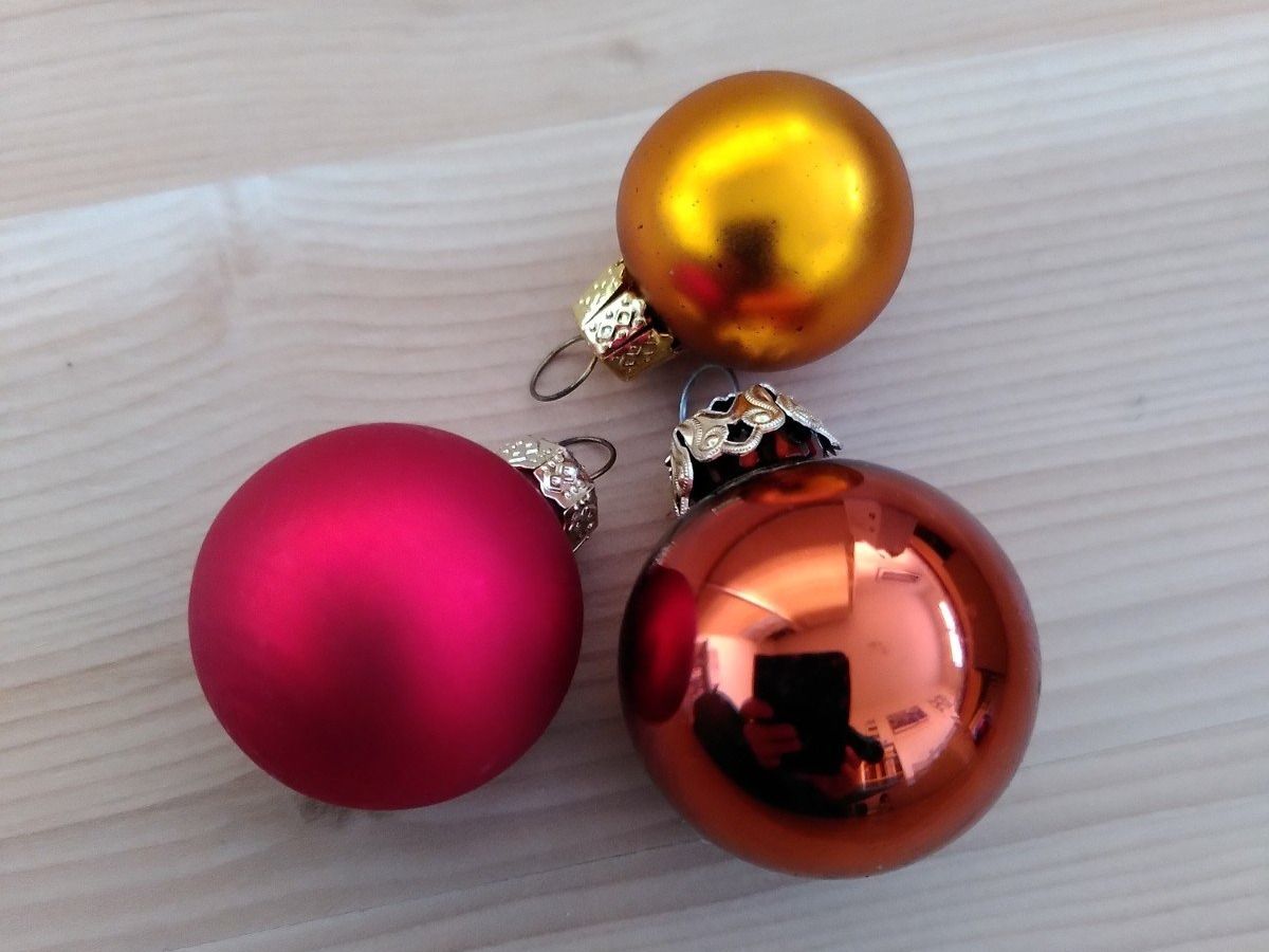 Tutte le decorazioni: WEIHNACHTSKUGEL 3 STÜCK – Usato da Brugg AG venduto da olamim