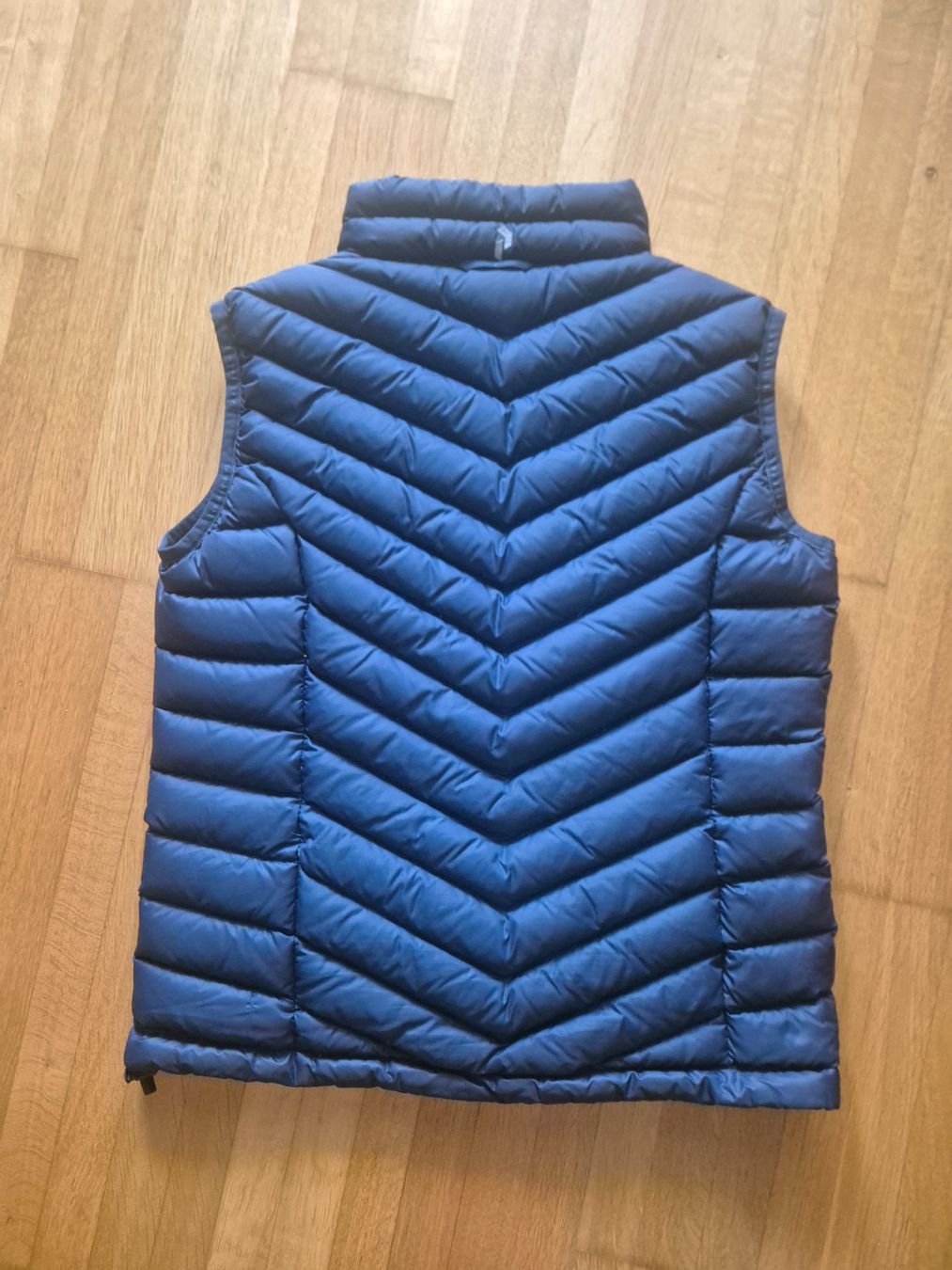 Peak Performance Gilet & Giacche senza maniche: Peak Performance Daunenweste Frost – Nuovo (secondo la descrizione) da Emmenbrücke venduto da redfilou 1