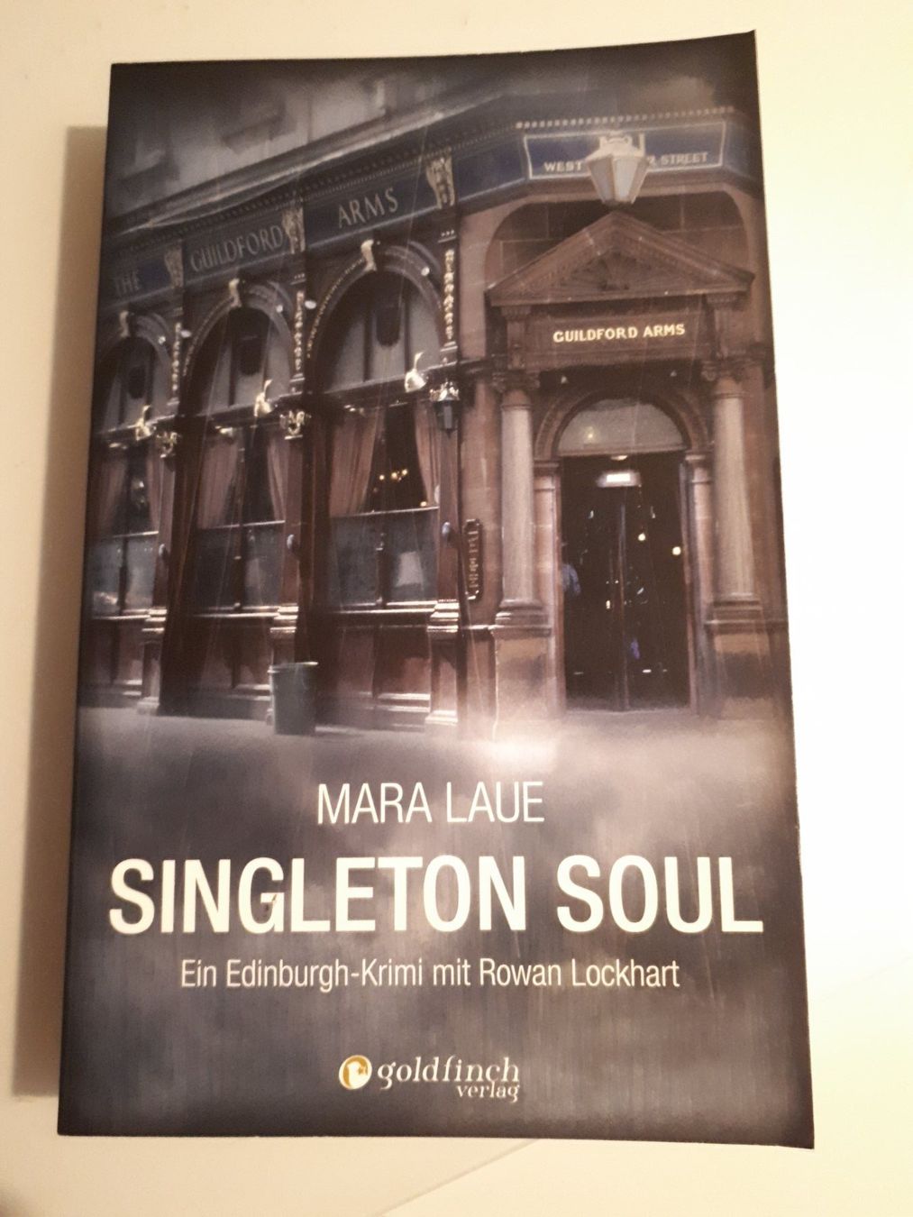 Libri: Singleton Soul: Ein Edinburgh-Krimi Taschenbuch – Nuovo (secondo la descrizione) da Seewen SZ venduto da SuperpumaDisplayTeam