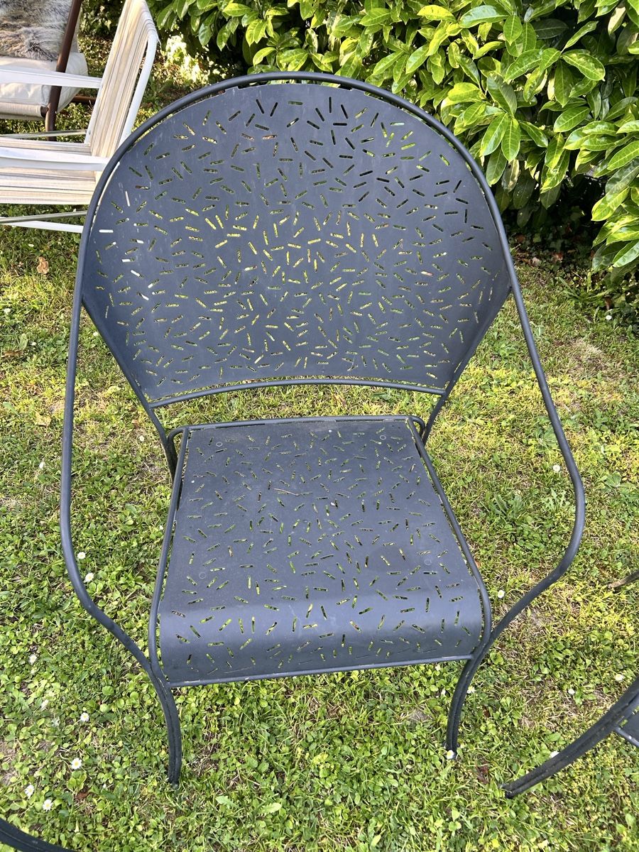 Fermob Set di tavolo e panche: Salon de jardin Fermob – Usato da Lully VD venduto da Garance040 5