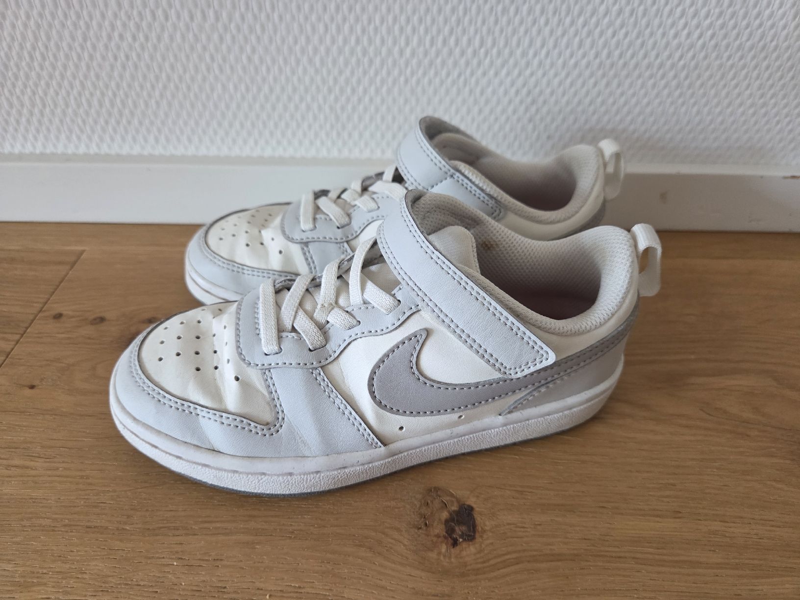 Nike Scarpe per ragazzi: Nike Court Bourogh Kids – Usato da Stein AG venduto da MARILiii89 1