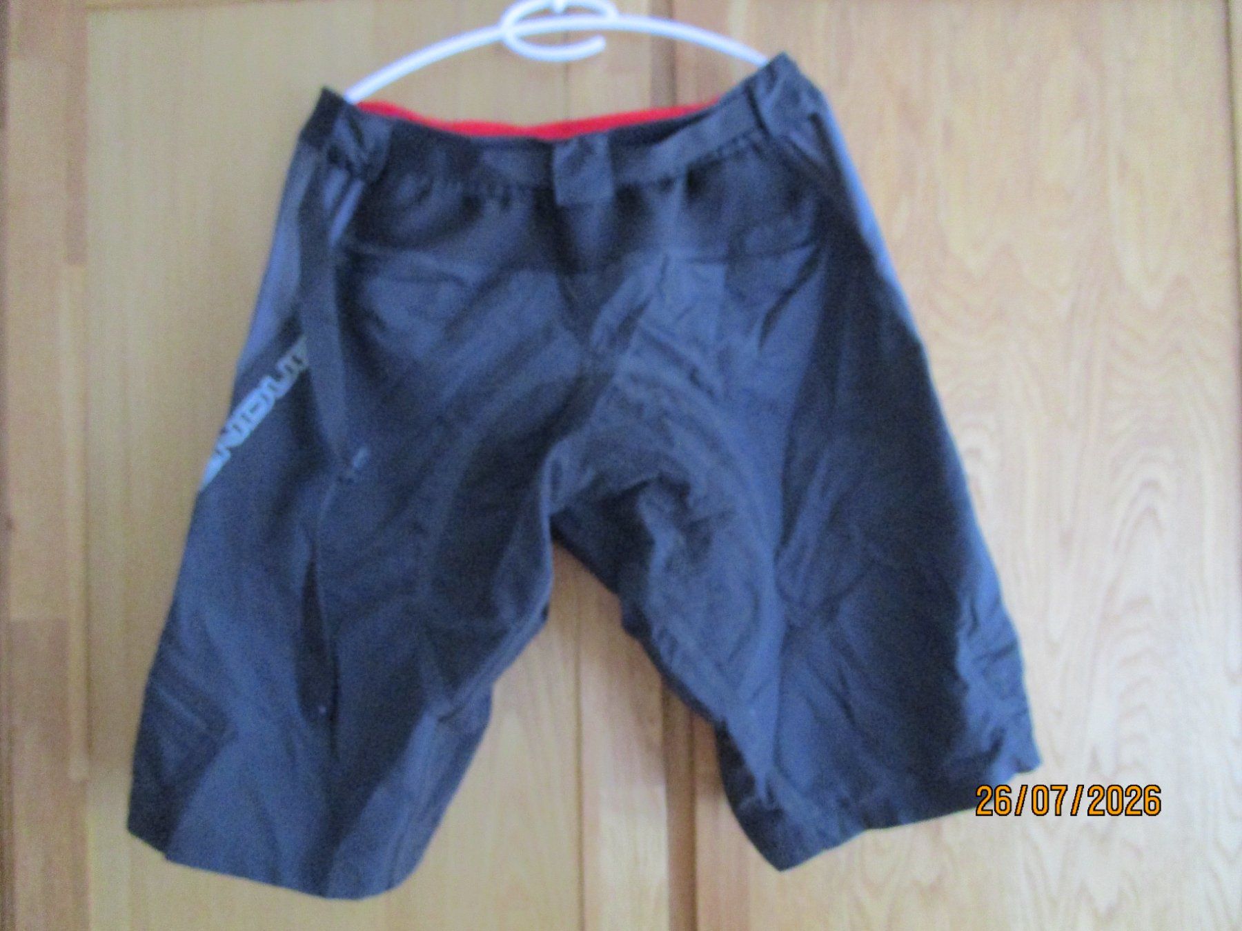 Endura Pantaloni: Shorts Endura – Usato da Birmenstorf AG venduto da Edelweiss25 1