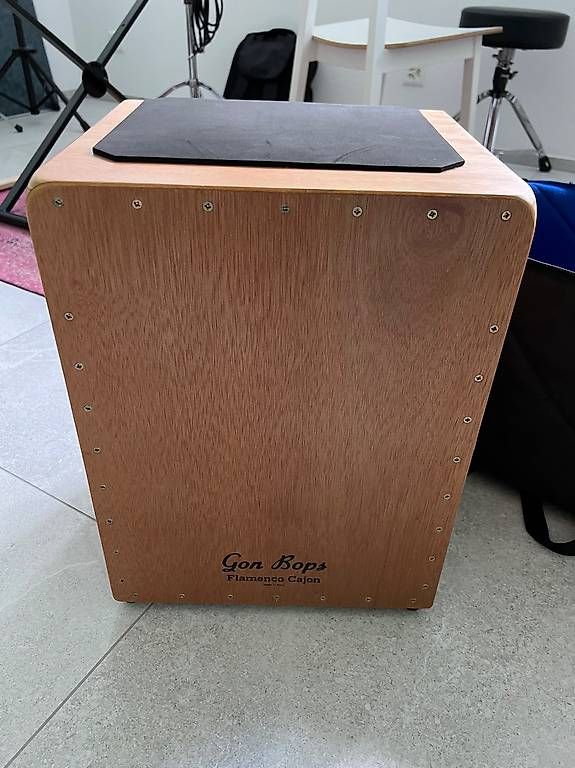 Musikinstrumente: Gon Bops Flamenco Cajon – Gebraucht aus Engelberg von Kale5