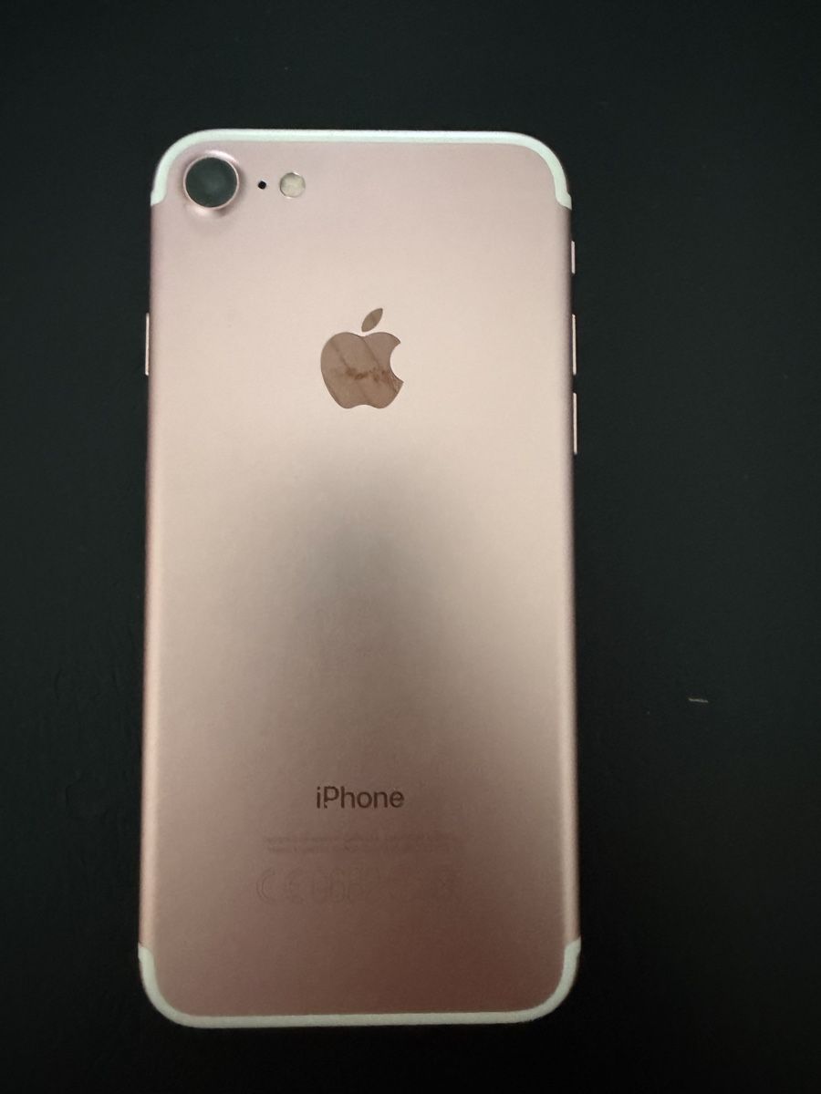 Apple Telefoni cellulari / Smartphones: iPhone 7 Rose Gold 128GB Used – Usato da Unterägeri venduto da Bestbuy99