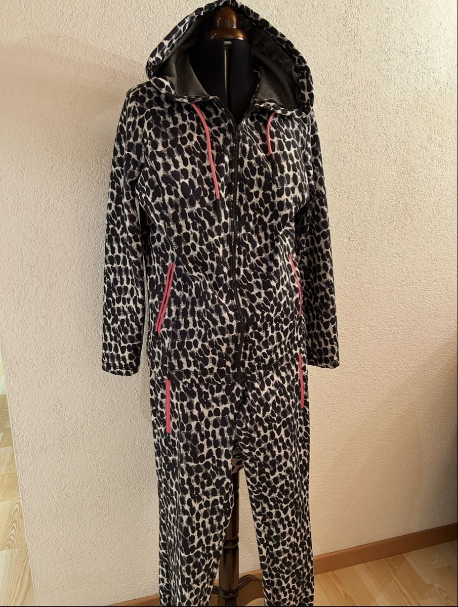 Completi & Tailleur: Kenny.s Anzug mit Leo Print Gr.40 – Nuovo (secondo la descrizione) da Rebstein venduto da ronaldo14 1