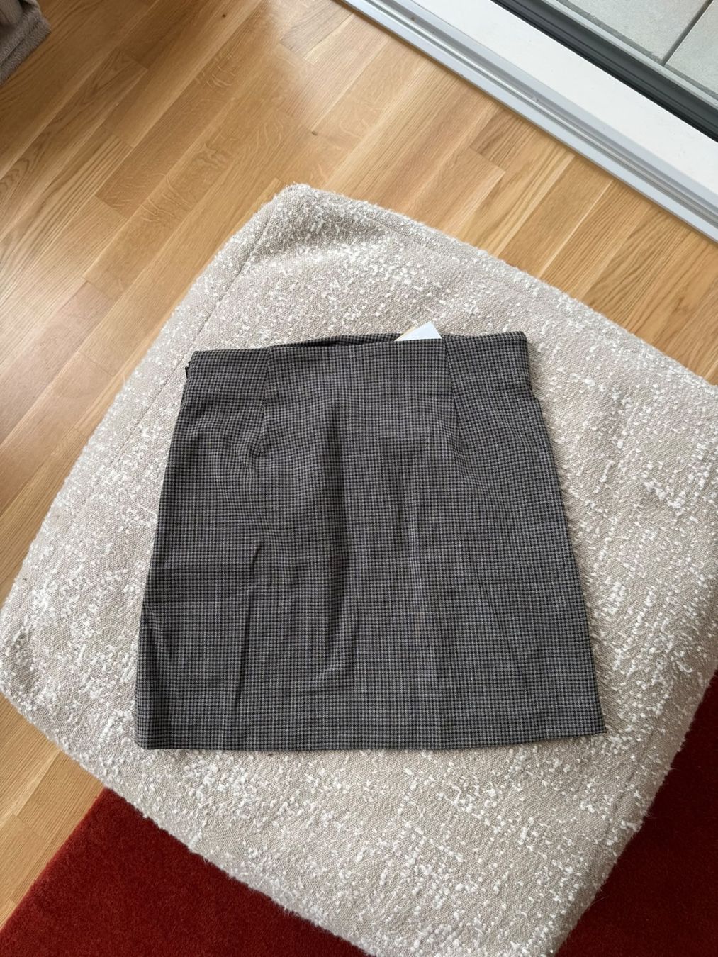 Mango Röcke: Dark grey checkered skirt. – Gebraucht aus Zürich von marthalberini 1