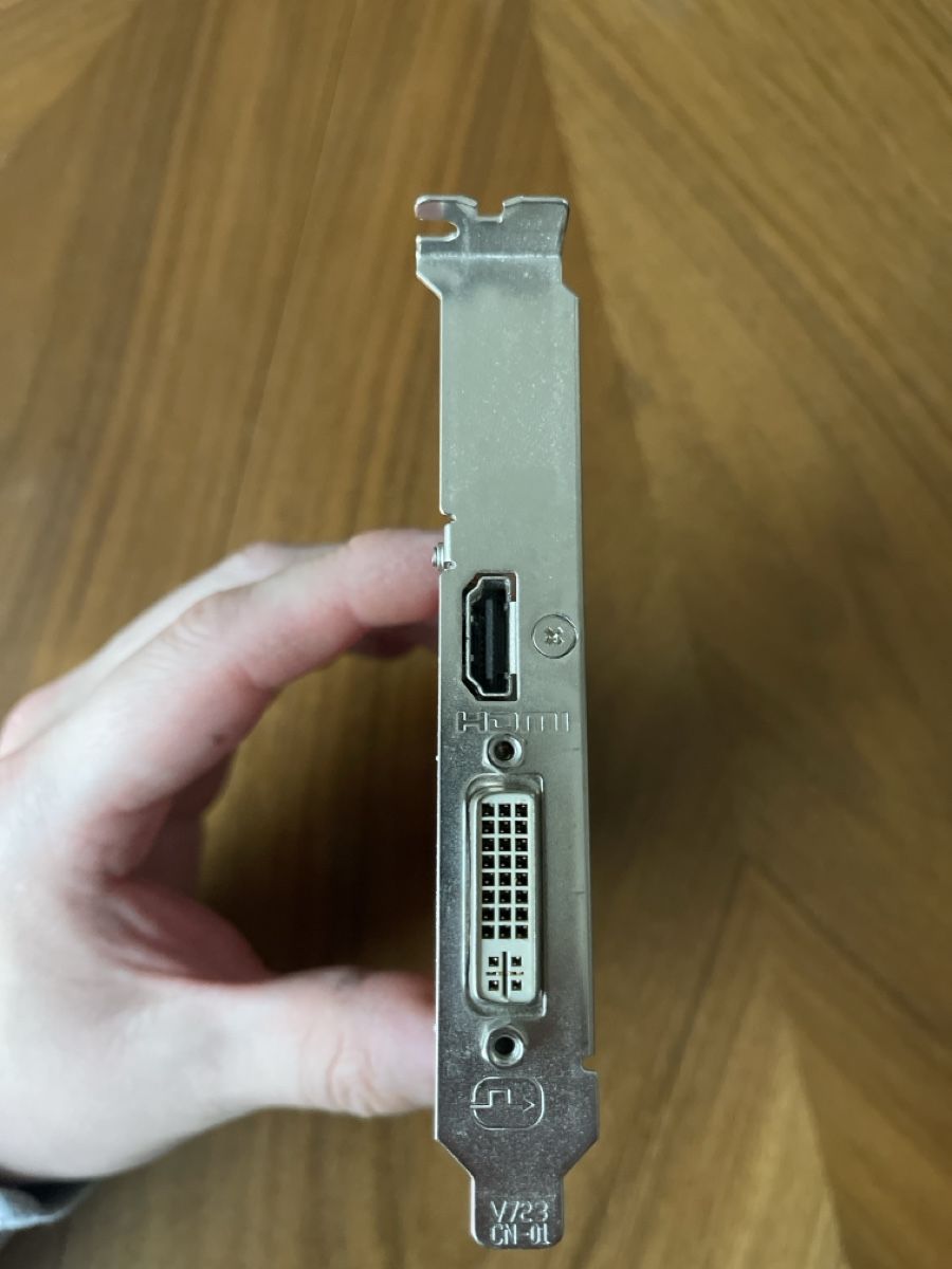 Nvidia Schede grafiche: Grafikkarte Low Profile HDMI DVI PCIe – Usato da Unterkulm venduto da AnoliOccasion 2