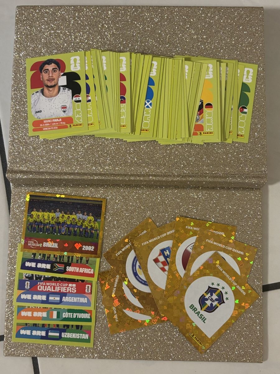 Panini Carte collezionabili: 70+ Panini mit 1FWC, 7 Flaggen, 4 Mannschaften – Nuovo (secondo la descrizione) da Bülach venduto da eleni.anna