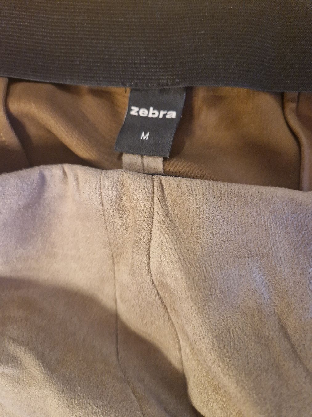 Zara Hosen: Pantalon zara beige style daim taille M – Neu (gemäss Beschreibung) aus Versoix von aline_b 4