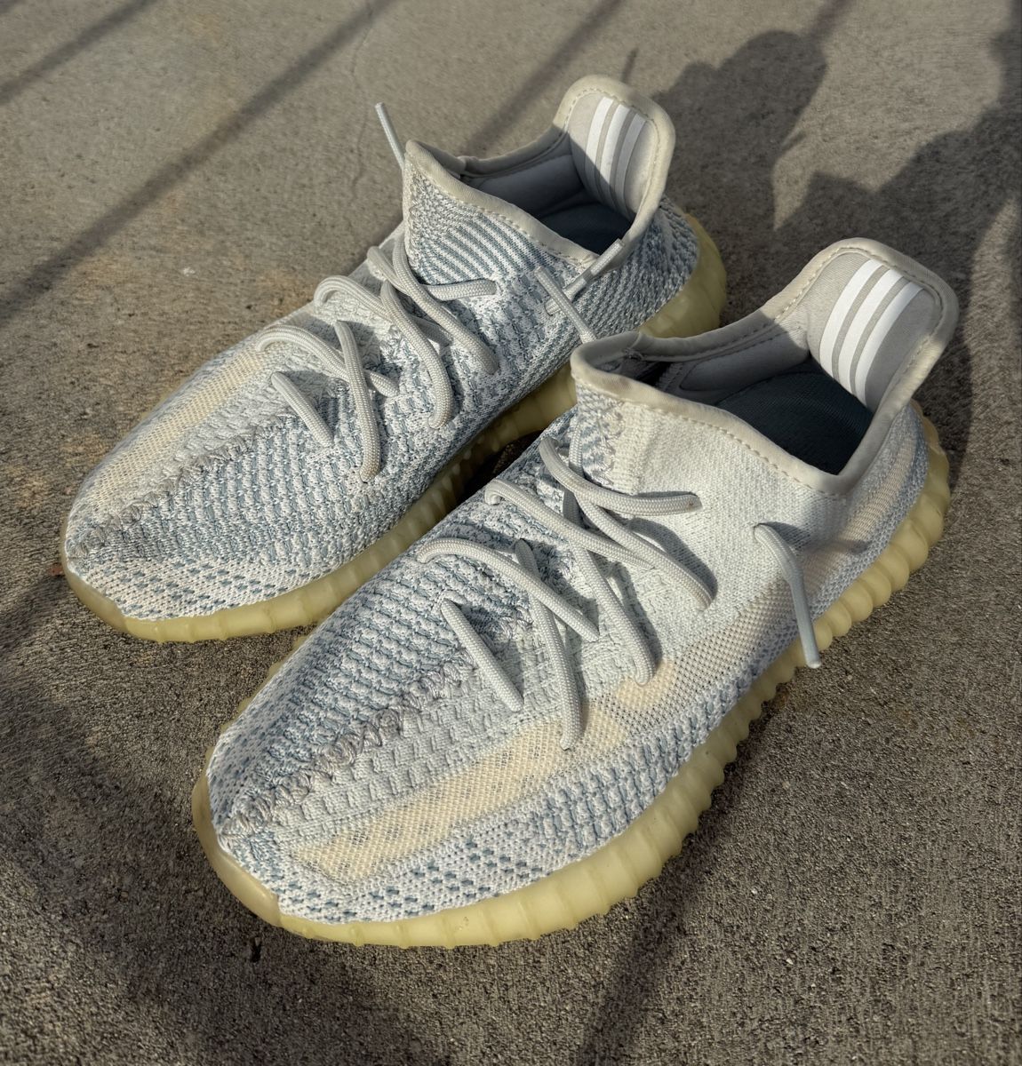 Adidas Scarpe da uomo: Adidas Yeezy Boost 350 V2 Cloud White – Usato da Jonen venduto da via_6jtd