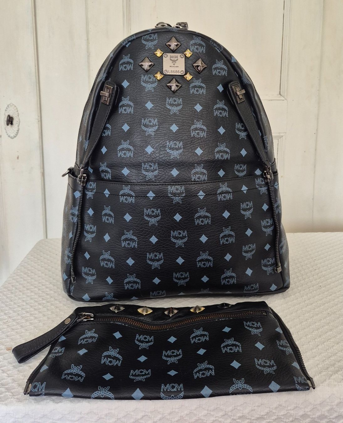 Mcm Zaini: Original MCM Rucksack mit Nieten – Usato da Dottikon venduto da Pega7 2