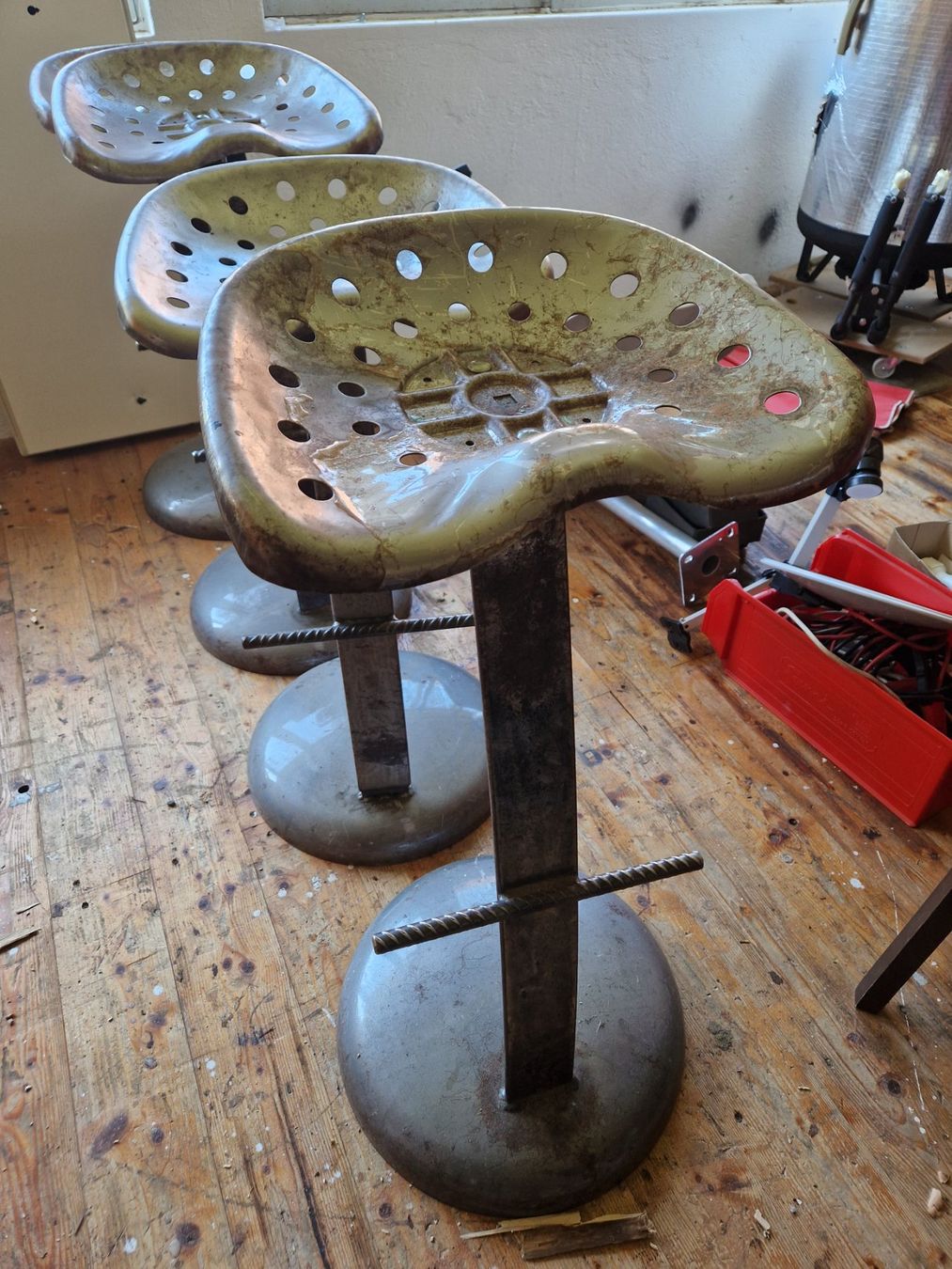 Sgabelli: Barhocker Traktorsitz Metall Trecker Sitze – Usato da Wädenswil venduto da tome70 2