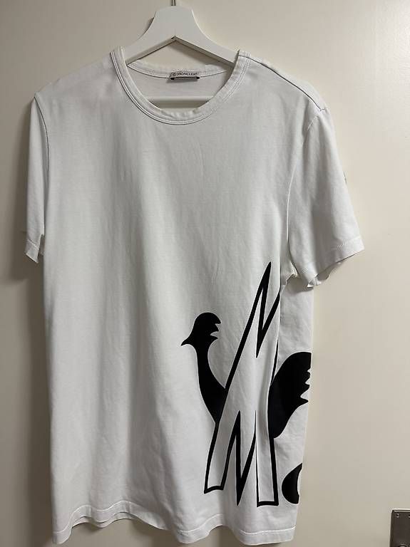 T-shirt: Moncler t-shirt – Usato da Zürich venduto da Divi64