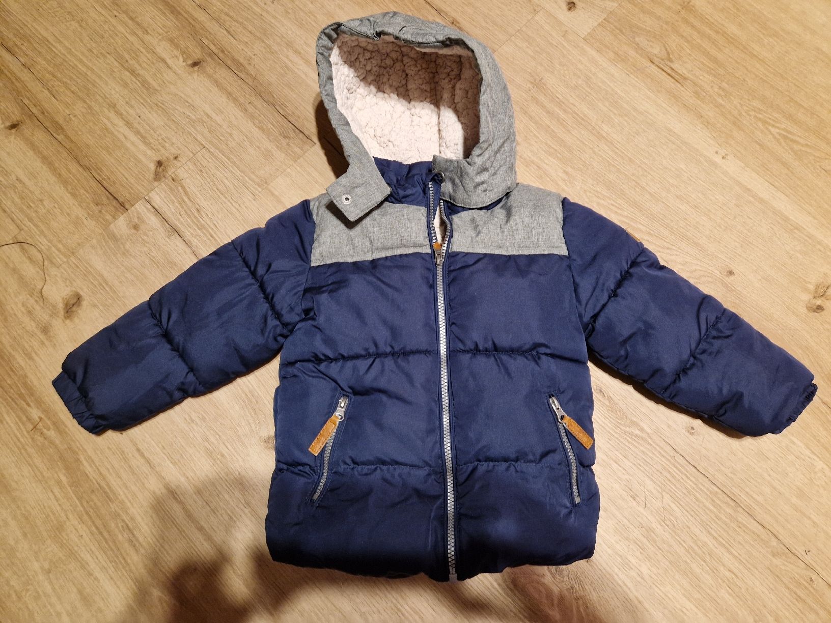 Vestes & Manteaux: Winterjacke Gr. 98 – D'occasion à Wimmis par traubenq