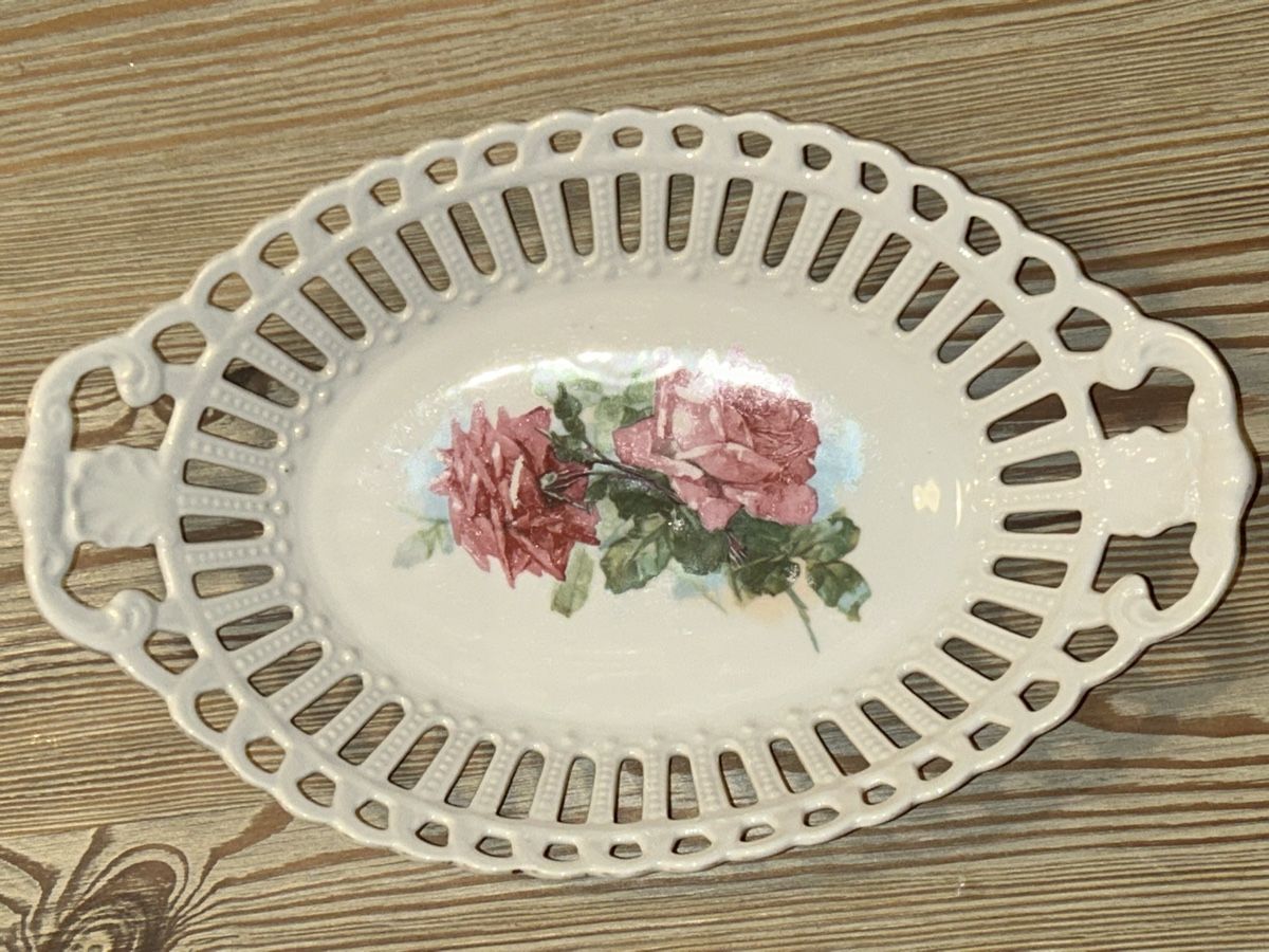 Schalen: Antike Schale mit Rosen als Motiv – Gebraucht aus Düdingen von Reconflo 2