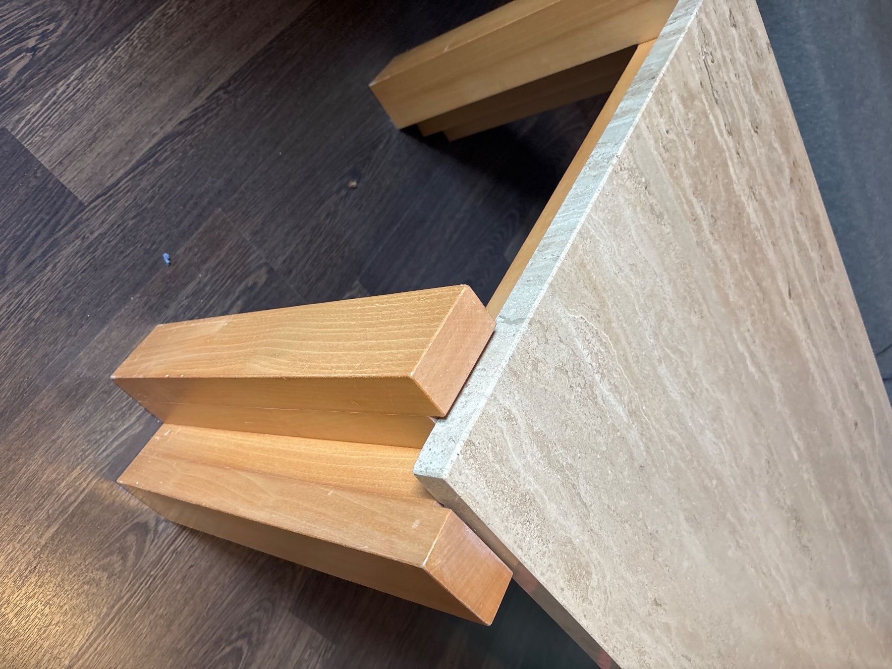 Tables: Massiv Stein Tisch – D'occasion à Brütten par Stinkerli 2