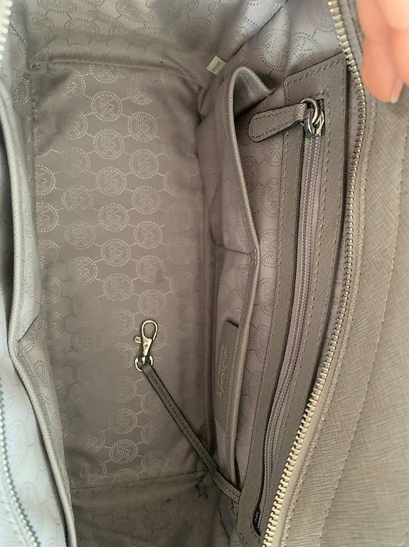 Michael Kors Borse da donna: Michael Kors Ledertasche Selma – Usato da Sargans venduto da jenabek 2