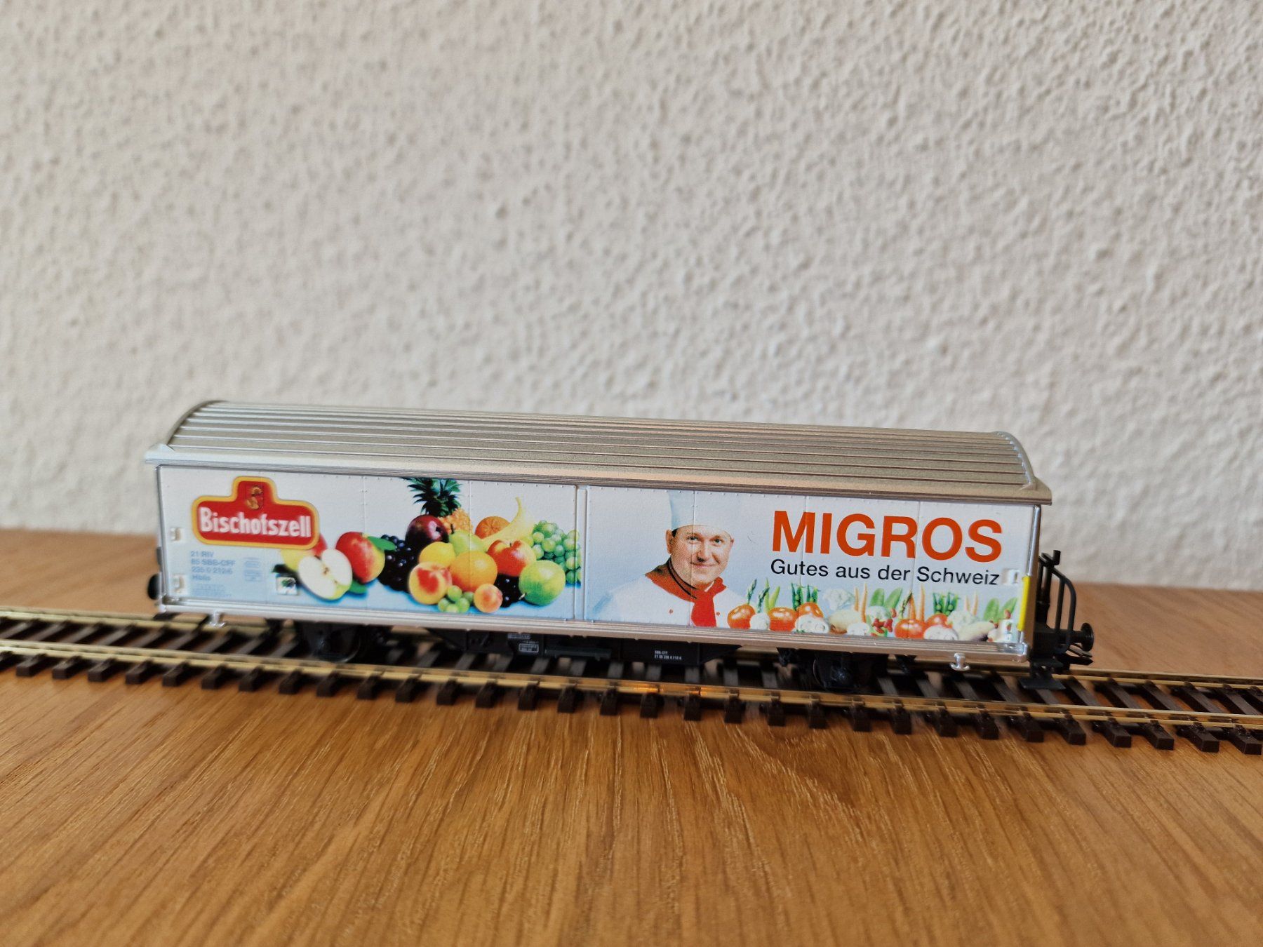 Märklin Modellini di ferrovie: SBB Mirgros Güterwagen H0 – Usato da Matten b. Interlaken venduto da lor_hr9w 1
