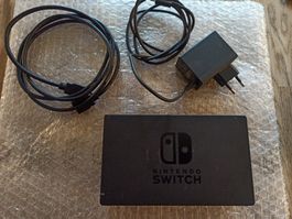 Original Nintendo Switch TV-Dockingstation mit Netzteil NSW