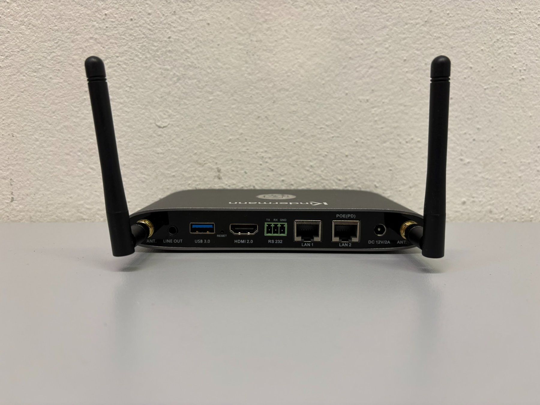Hub & Switch: Kindermann Klick & Show K-42H Kit – Usato da Hochdorf venduto da av-electronics 2