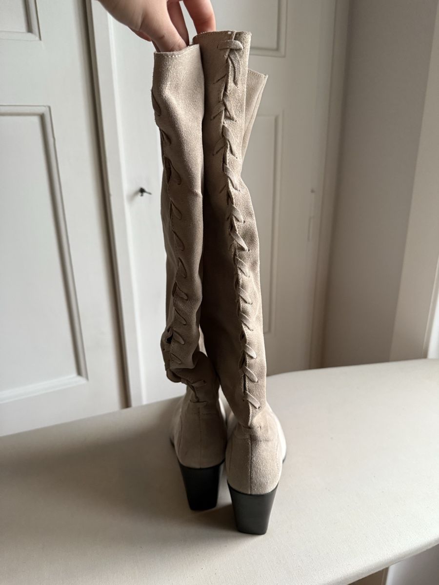 Zara Scarpe da donna: Zara suede boots - Size 40 - New - Never Worn – Nuovo (secondo la descrizione) da Genève venduto da jul_5xsn 1