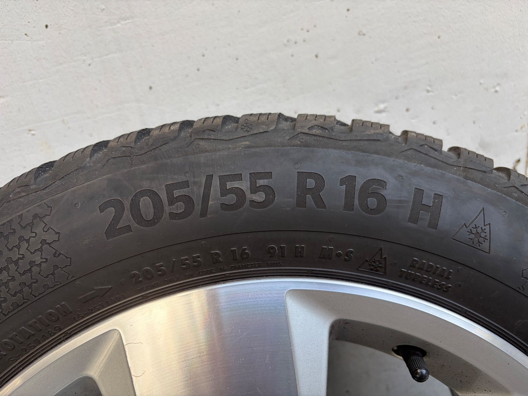 Volkswagen Pneus & Kompletträder: Winterkompletträder 16 Zoll – Gebraucht aus Weisslingen von way-aviation 5