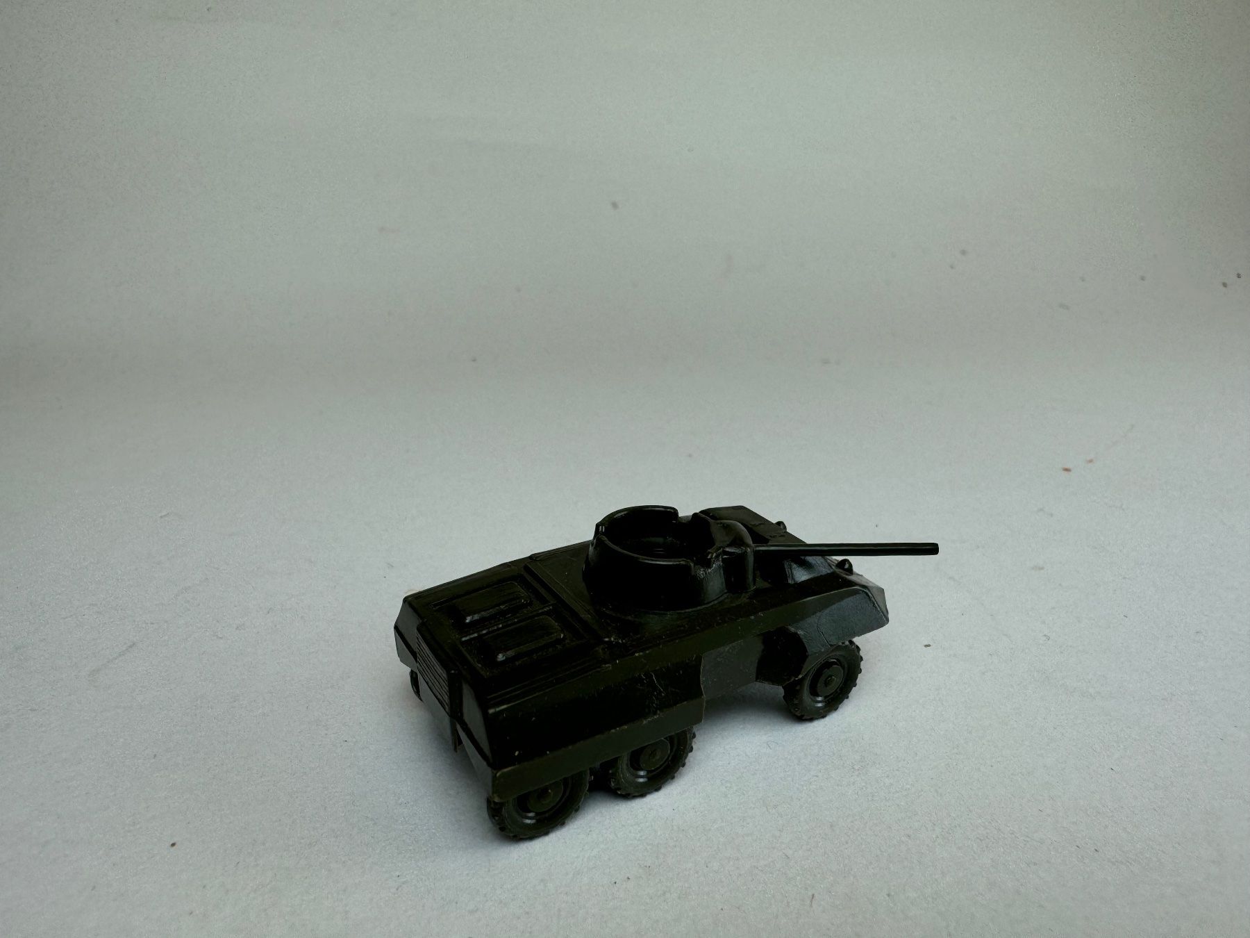 Roskopf Modellini d'auto: Roskopf Minitanks Panzer 3 Achsen – Usato da Elm venduto da Wikmtz 1